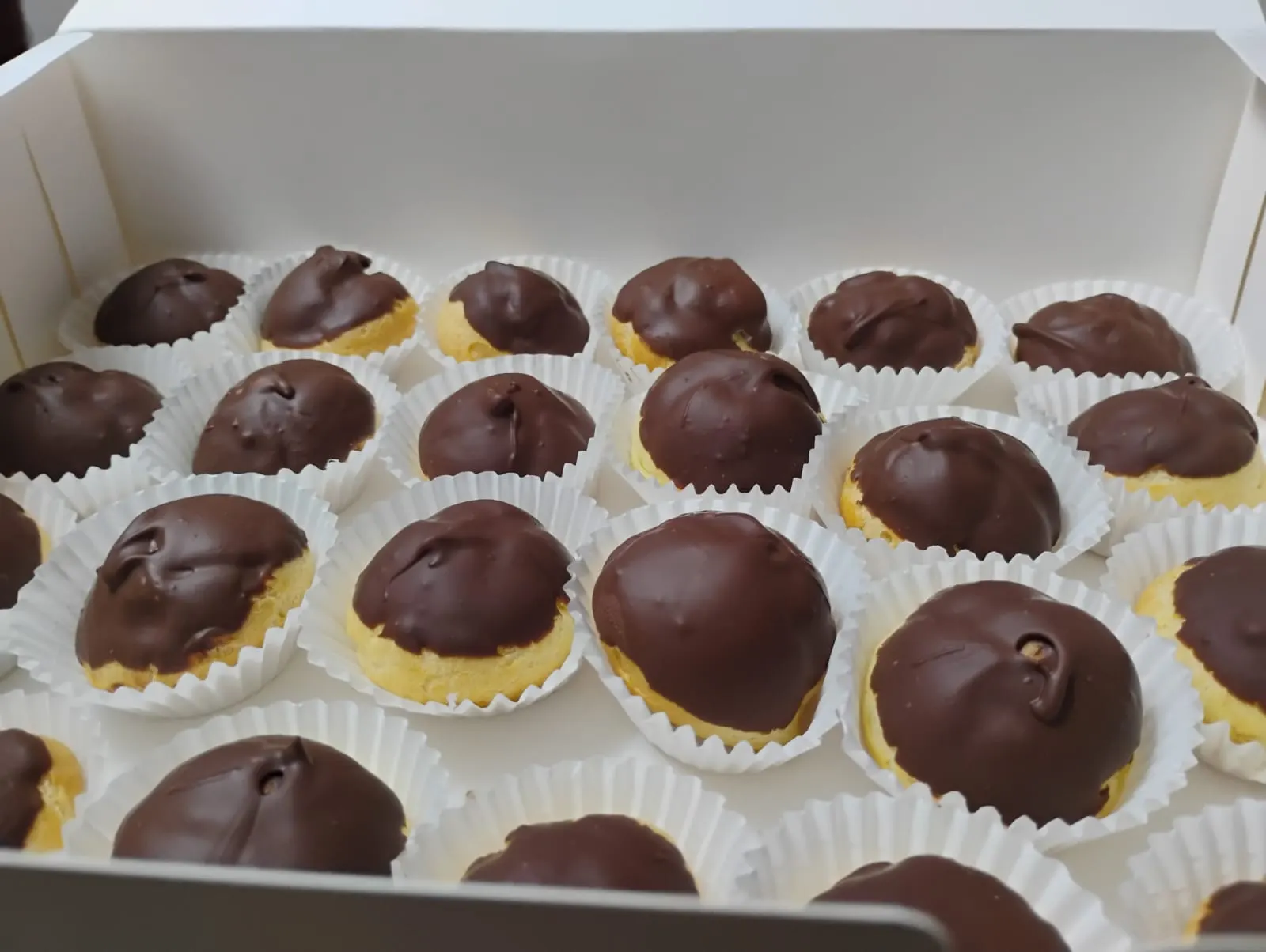 Profiteroles - 25 unidades - Imagen 1